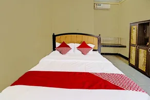OYO Life 90508 Wisma Kenanga - Room
