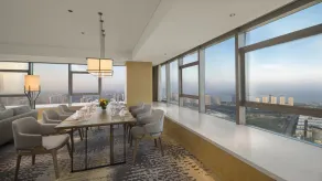 Holiday Inn Qinhuangdao Haigang by IHG - Habitación