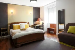 Logis Hôtel-Restaurant Les Voyageurs - Zimmer