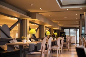 Golden Star City Resort - Restaurant