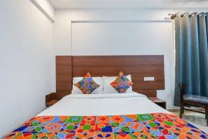 FabHotel Tree Suites - Nr Reva University - Camera