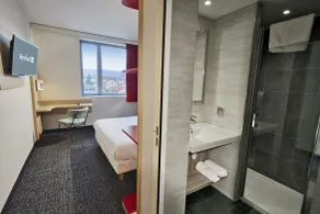 Kyriad ECO - Clermont Ferrand Estaing - Room