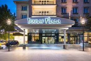 Dunav Plaza Hotel - Image 1