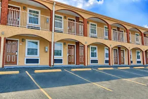 Econo Lodge Austin South - Fasade
