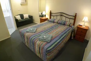 Parkhaven Motel - Room