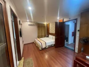 Ngoc Lan 2 Hotel- by Bay Luxury - Værelse