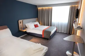 Knowsley Inn & Lounge - Room