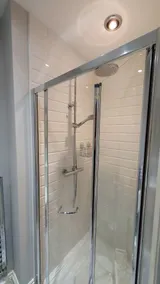 The Adam and Eve - Bathroom