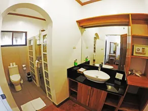 Pura Vida Beach & Dive Resort - Salle de bain