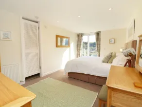Valley View - Room