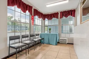 Econo Lodge Tallahassee Downtown - University - Lobby