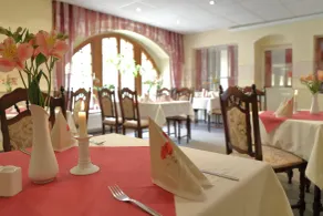 Gasthof und Hotel Roter Hirsch - Restaurant