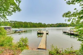 Waterfront Cabin w/ Private Dock on Lake Hartwell! - Interiør