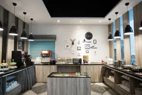 P&E Hotel - Restaurant
