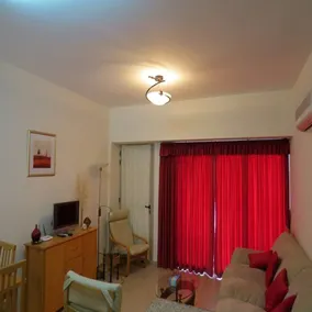 King's Holiday Apartments - Room