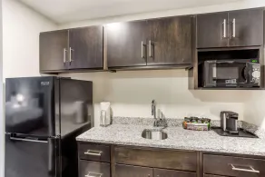 MainStay Suites Logan Ohio-Hocking Hills - Chambre