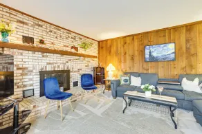 Great for Travel Nurses! Home 4 Mi to Dtwn Troy - Interior