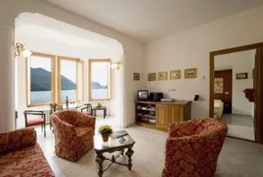 Lake Lugano 1 bed Apartment With Balcony - Sala