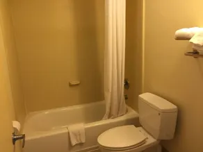 Red Carpet Inn - Stamford - Salle de bain