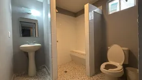 Hotel 11once - Bathroom