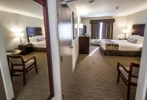 Best Western Plus Pembina Inn & Suites - Zimmer