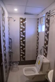 Hotel Lily Inn, Bhubaneshwar - Badezimmer