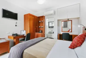 Comfort Inn & Suites Burwood - Room