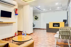 Collection O Manjari - Mundhwa Road Formerly 7 Treats - Lobby