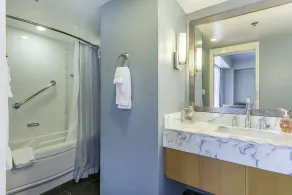 Ala Moana Hotel By Chase 'N Rainbows - Hotel Mountain View #2729 - Zimmer