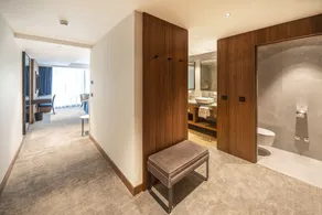 Luxury Hotel Riva - Bathroom