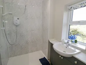 Southend - Bathroom