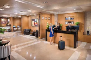 Landmark Creek Hotel & Wellness Plovdiv - Recepción