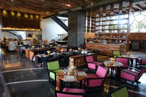 TS SUITES Seminyak Bali - Restaurant