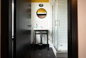 Malacuna Manchester - Bathroom