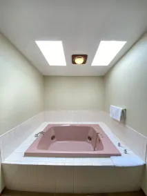 Campus Inn Baraboo - Room