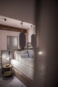 4-bed room, shower or bath, toilet - Vistas desde la habitación