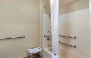 Extended Stay America Select Suites - Chicago - Downers Grove - Badezimmer