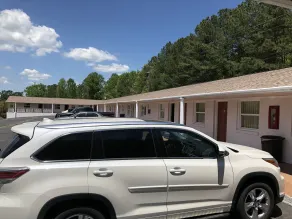 Budget Inn - Lobby