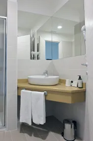 Hotel HE Roma - Badezimmer