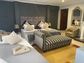 Marion Lodge - Room