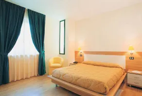 El Patio Hotel - Zimmer
