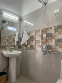 Destination Bir - Bathroom