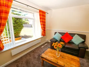 Howards Hill West - Interior