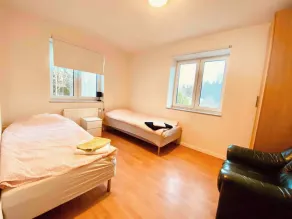 Bjurvik's Villa - Flat 2 - Business Customers Only - Værelse