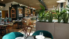 Hotel Restaurant Saint James, Montaigu-Vendée The Originals Boutique - Restaurant