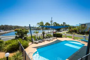 Sails Luxury Apartments Merimbula - Pool