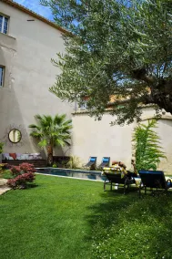 Villa Troletti, hôtel particulier de luxe en provence  - Piscina