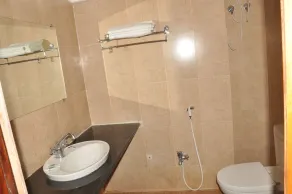 Hotel Naren Palace - Baño