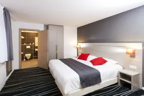 The Originals City, Marne-la-Vallée Est, Meaux ,GLASSY HOTEL - Rom