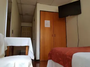 Hotel Intillanka - Room